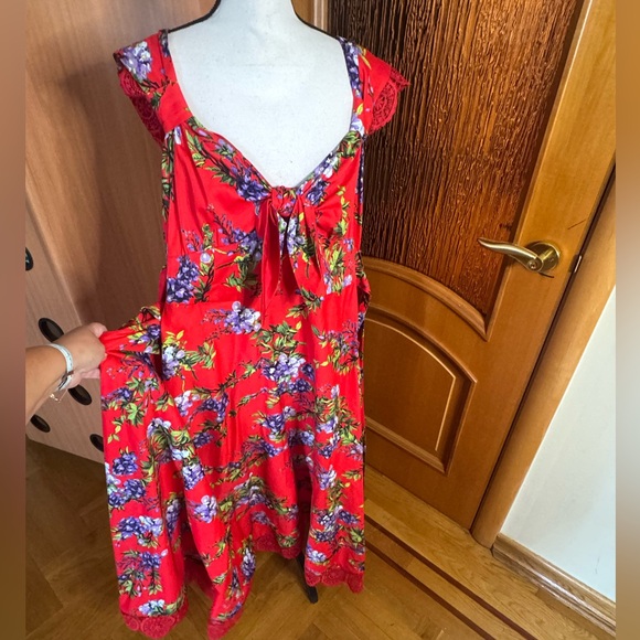 Samantha Sung fit and flare belted floral maxi dress sz 20. XXl - Picture 4 of 16